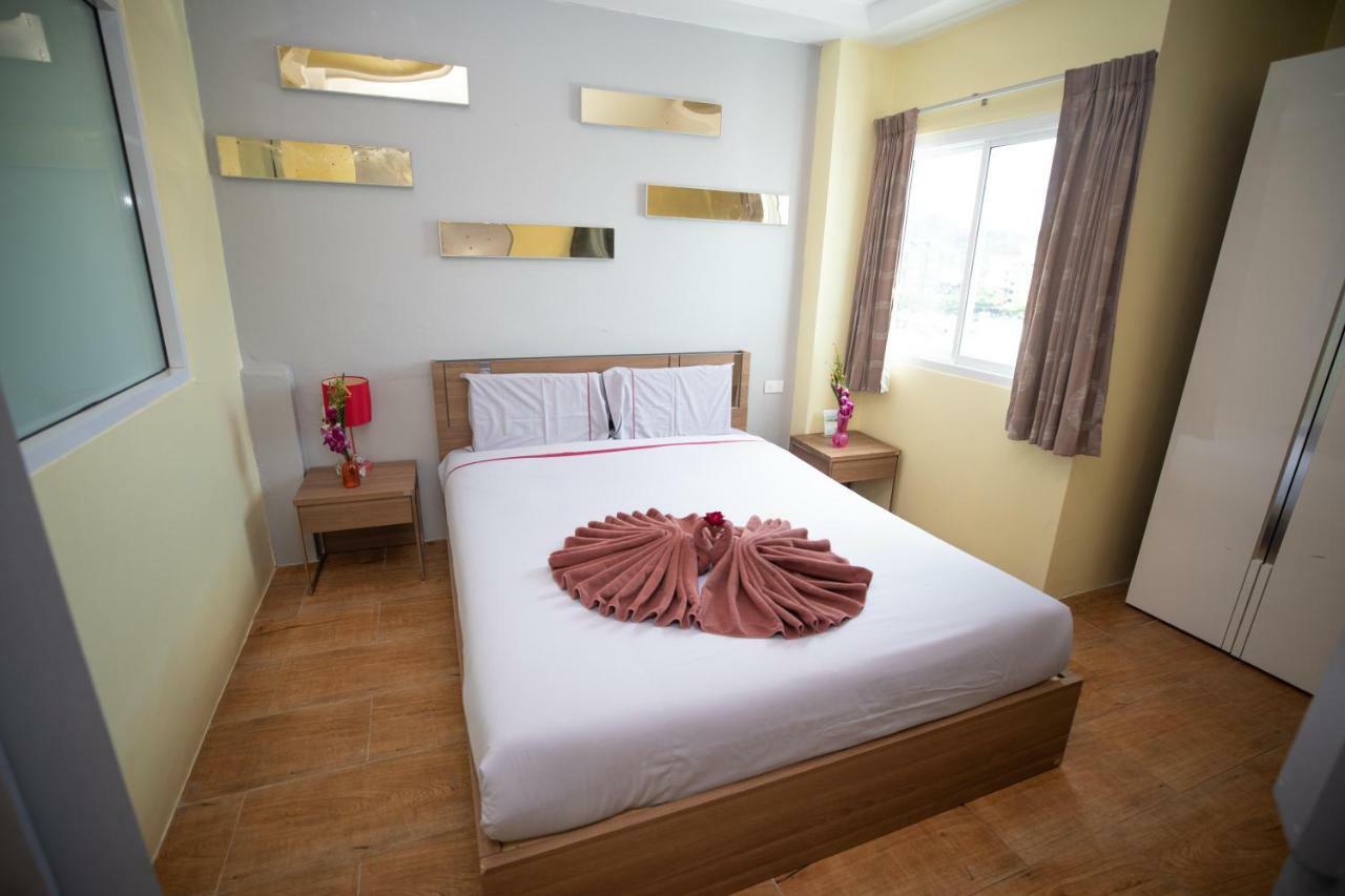 Oscar Boutique Hotel Patong Exterior photo